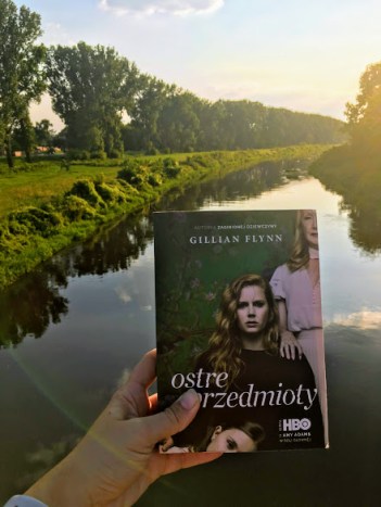 flynnG OstrePrzedmioty2