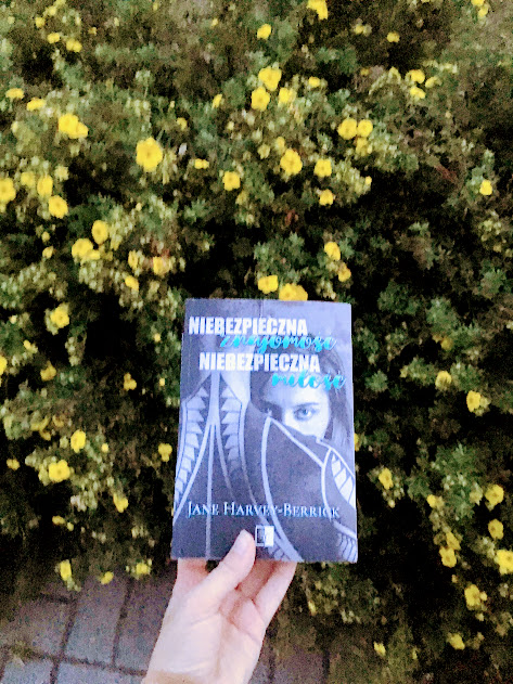 harveyberrick Niebezpiecznaznajomosc1