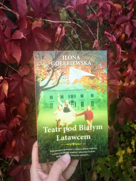 Golebiewska TeatrPodBialymLatawcem1