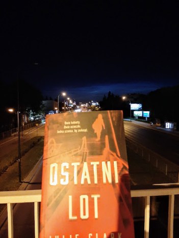 ClarkJulie OstatniLot1